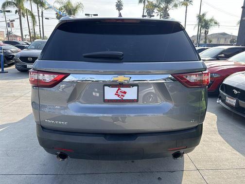 2020 Chevrolet Traverse LT Cloth