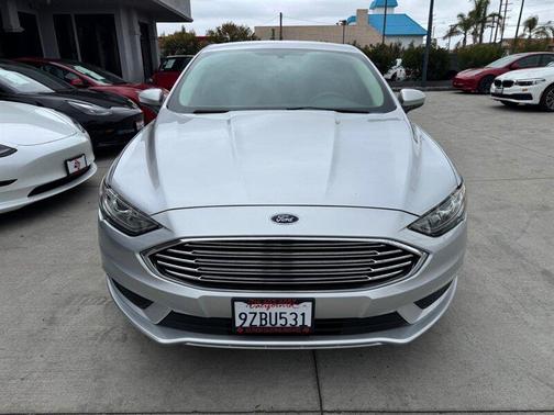 Ingot Silver 2018 Ford Fusion SE