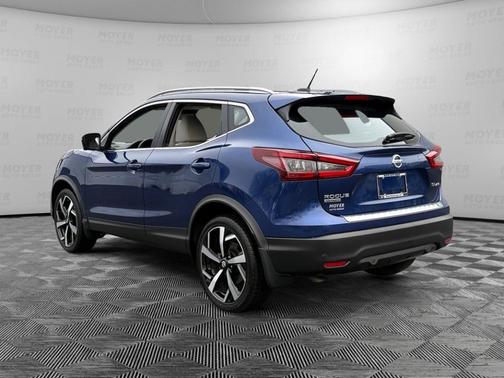 2022 Nissan Rogue Sport SL
