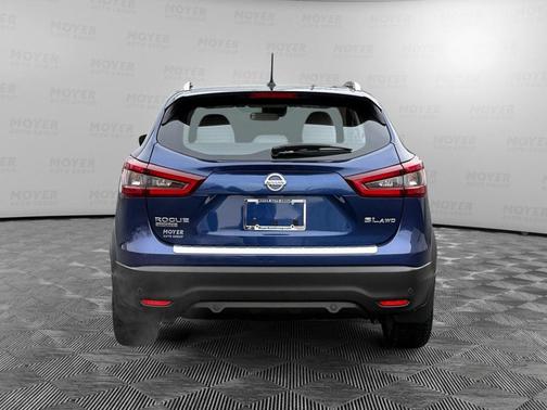 2022 Nissan Rogue Sport SL