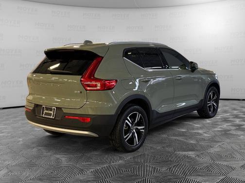 Gray 2024 Volvo XC40