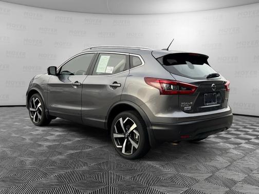 2021 Nissan Rogue Sport SL