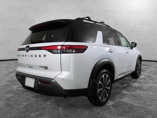 White / Black 2026 Nissan Pathfinder Platinum