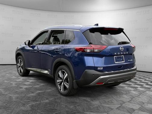 2022 Nissan Rogue SL