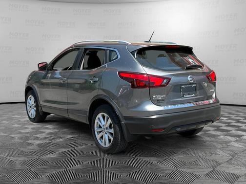 Gun Metallic 2019 Nissan Rogue Sport SV