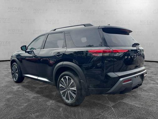Black 2026 Nissan Pathfinder Platinum
