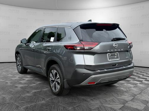 Gun Metallic 2022 Nissan Rogue SV
