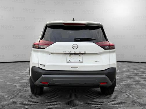 Glacier White 2023 Nissan Rogue S