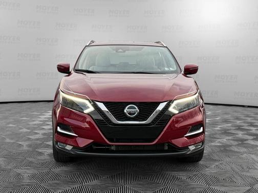 2022 Nissan Rogue Sport SL