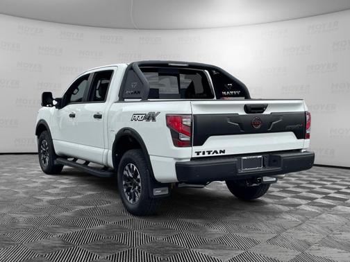 2024 Nissan Titan PRO-4X