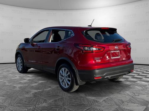 2022 Nissan Rogue Sport S