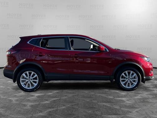 2022 Nissan Rogue Sport S