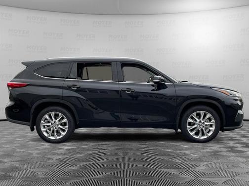 2022 Toyota Highlander Limited