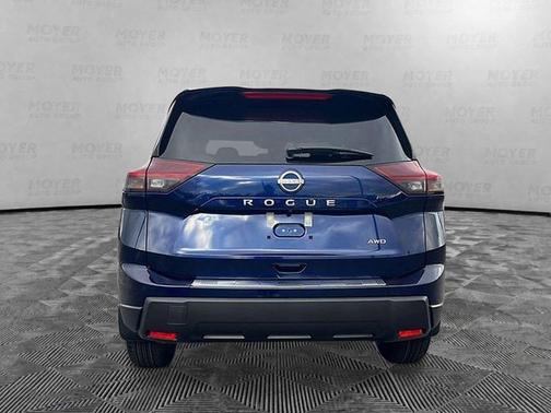 Deep Ocean Blue 2026 Nissan Rogue SV