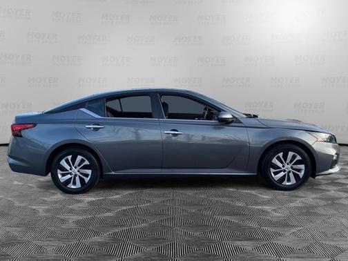 2022 Nissan Altima 2.5 S