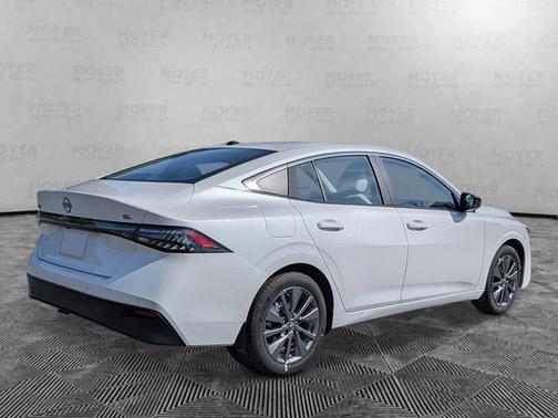 Aspen White 2026 Nissan Sentra SL