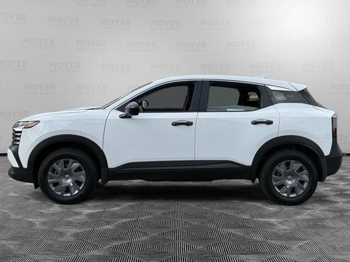 2025 Nissan Kicks S