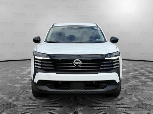 2025 Nissan Kicks S