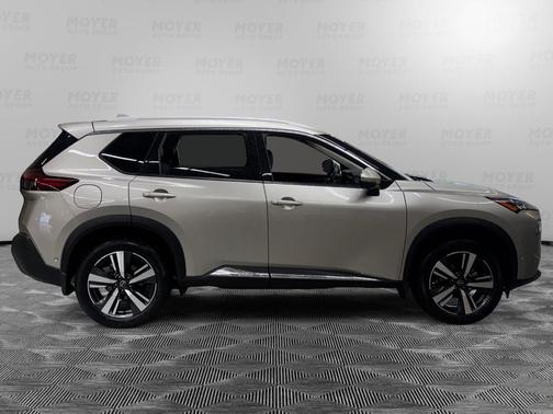 Champagne Silver 2023 Nissan Rogue SL