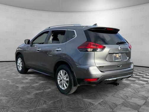 2020 Nissan Rogue SV