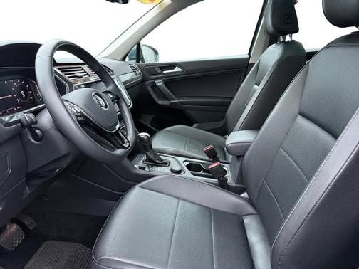2020 Volkswagen Tiguan 2.0T SEL