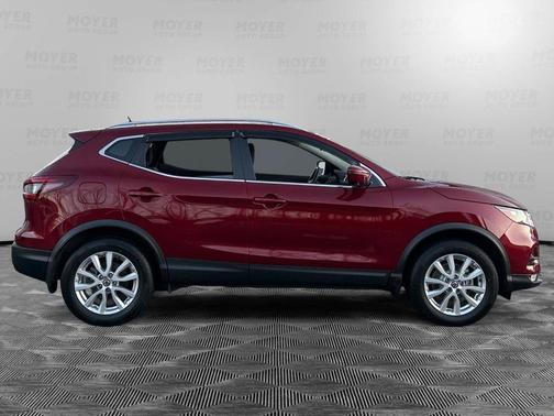 2022 Nissan Rogue Sport SV