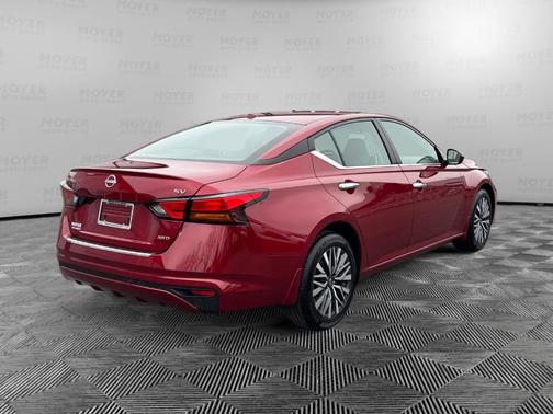 Scarlet Ember 2023 Nissan Altima 2.5 SV
