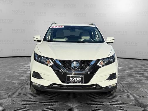 2022 Nissan Rogue Sport SV