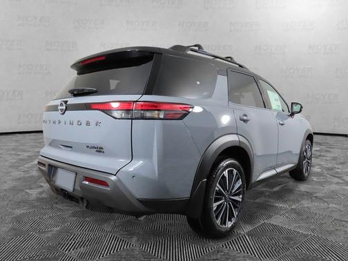 Boulder Gray Metallic 2026 Nissan Pathfinder Platinum