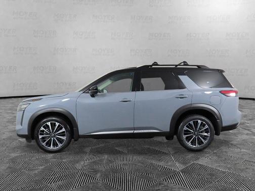 Boulder Gray Metallic 2026 Nissan Pathfinder Platinum