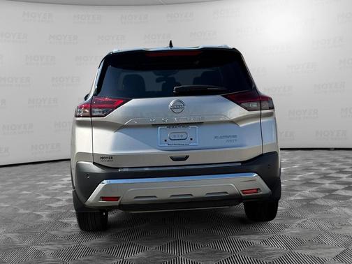 2 Tone Champagne Black Roof 2023 Nissan Rogue Platinum