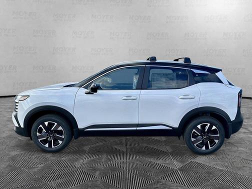 2t Wht Blk Roof 2026 Nissan Kicks SV