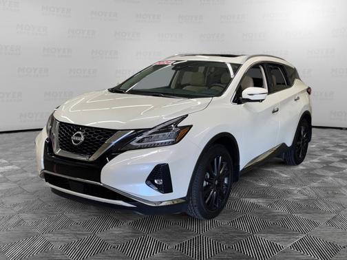 Pearl White Tri-Coat 2024 Nissan Murano Platinum