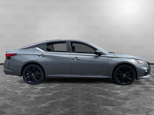 2021 Nissan Altima 2.5 SR