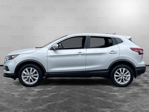 2022 Nissan Rogue Sport S