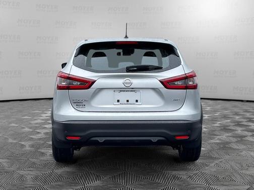 2022 Nissan Rogue Sport S