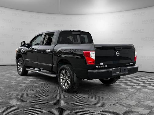 2017 Nissan Titan SL