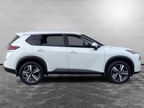 2024 Nissan Rogue SL