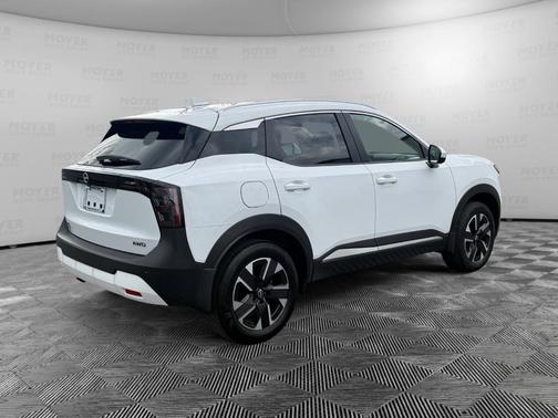 Fresh Powder 2025 Nissan Kicks SV