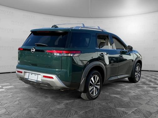 Obsidian Green 2023 Nissan Pathfinder SL