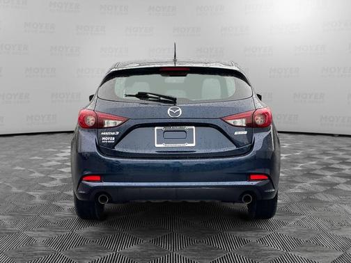 2018 Mazda Mazda3 Touring