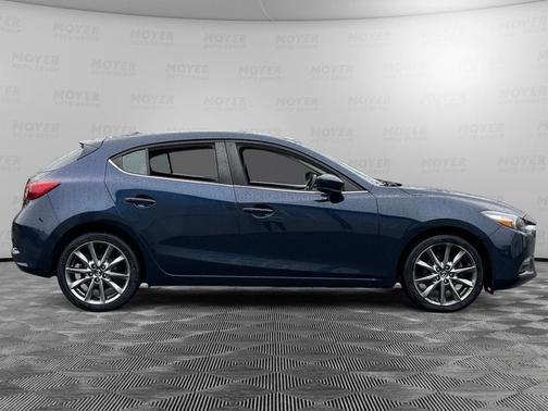 2018 Mazda Mazda3 Touring