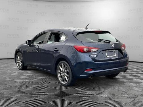2018 Mazda Mazda3 Touring