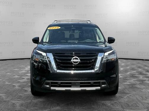 2024 Nissan Pathfinder Platinum