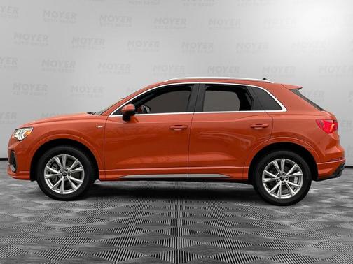 2024 Audi Q3 45 S line Premium