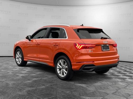 2024 Audi Q3 45 S line Premium