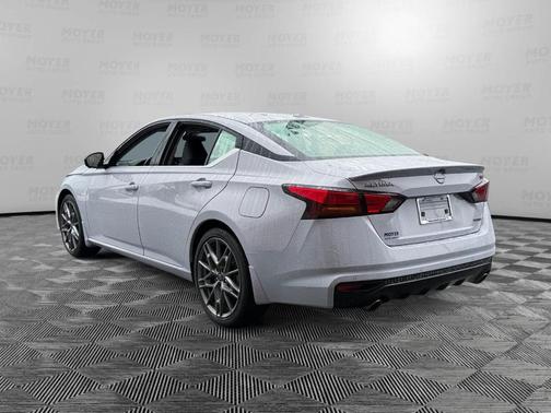 2024 Nissan Altima 2.0 SR