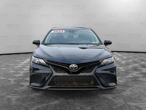 2024 Toyota Camry 