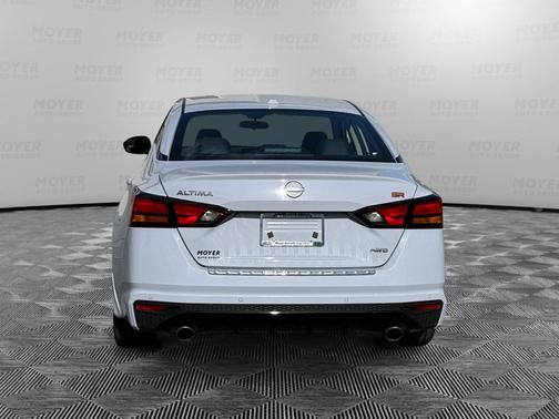 Gray Sky Pearl 2023 Nissan Altima 2.5 SR