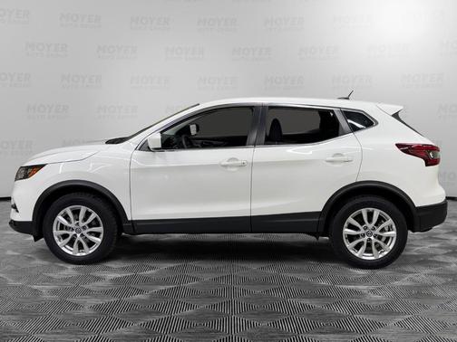 Glacier White 2022 Nissan Rogue Sport S